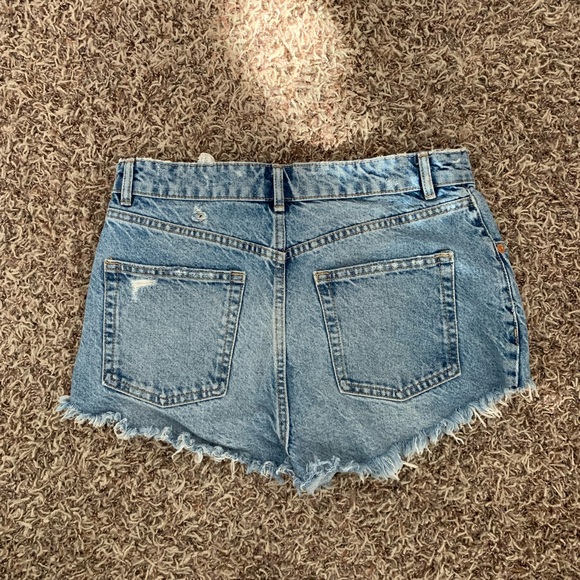 Zara jean shorts - Picture 2 of 2